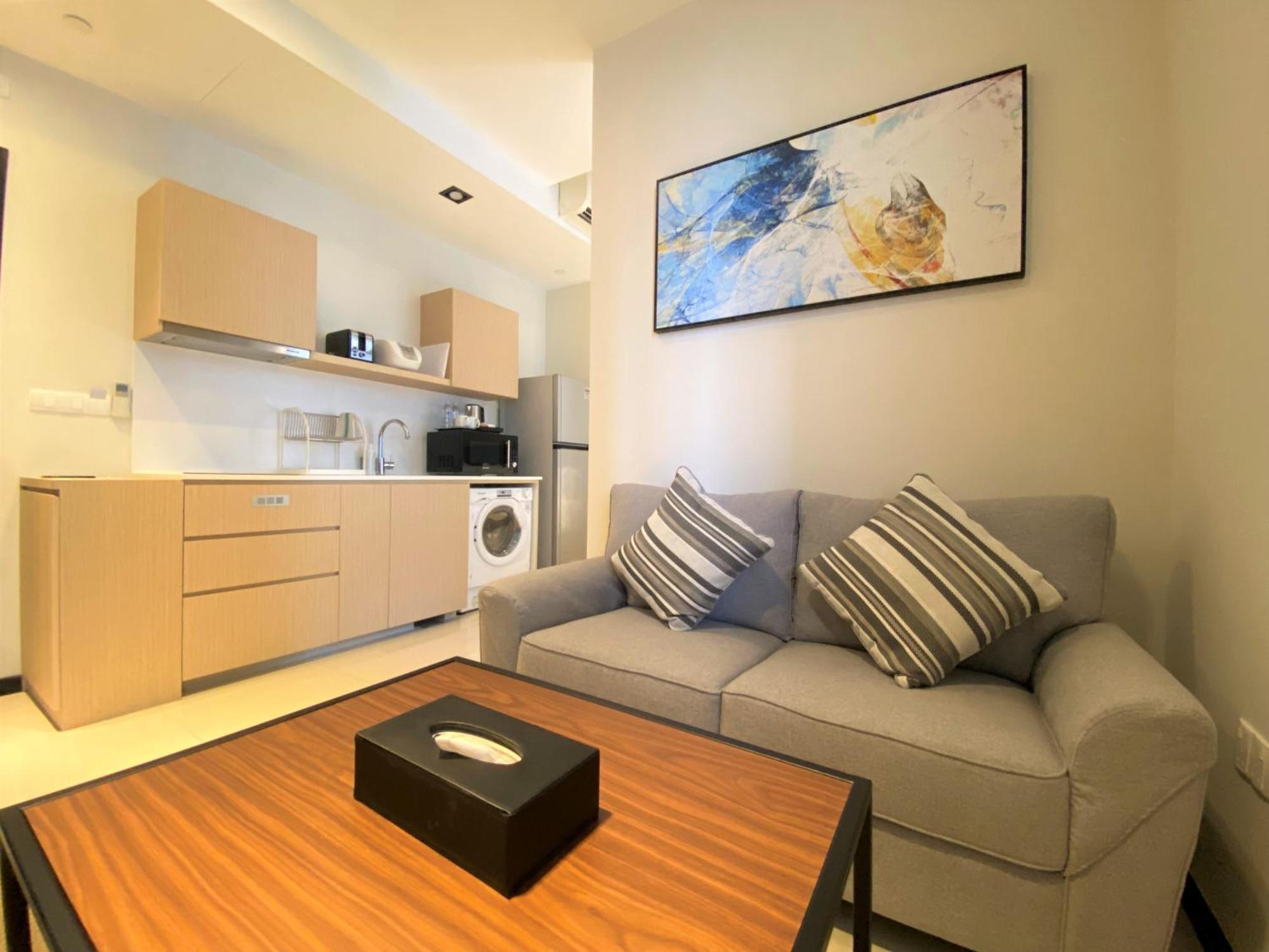 Momentus Serviced Residences Novena Singapore Esterno foto